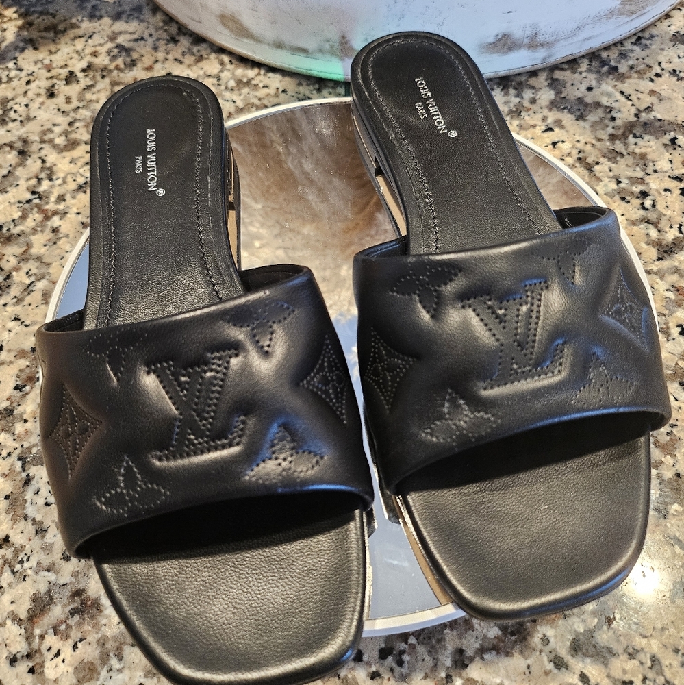 Louis Vuitton Neo Leather Mules FULL INCLUSION🔥